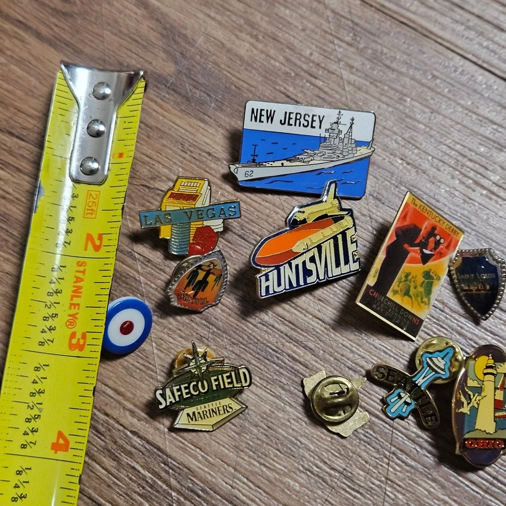 Vintage Lot Travel Souvenir Enamel Pins Seattle Mariners Las Vegas Huntsville NJ